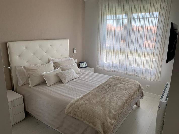Apartamento de vacaciones para 6 personas, con vistas además de piscina y jardín, Familias con niños - 1