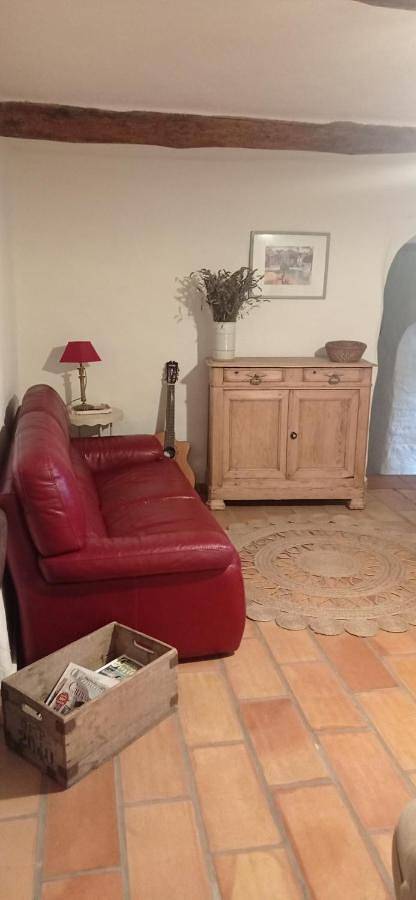 Location de vacances pour 4 personnes, avec vue ainsi que jardin et piscine à Aubres - 4