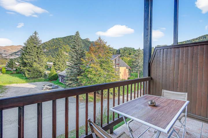 Appartement entier, Appartement 'Tallas Pieds des Pistes' avec Vue sur la Montagne, Balcon et Wi-Fi in Ancelle, Parc national des Écrins