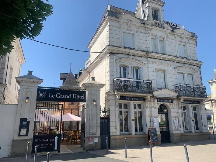 Hôtel pour 2 personnes, avec vue et terrasse, animaux acceptés à Château-du-Loir