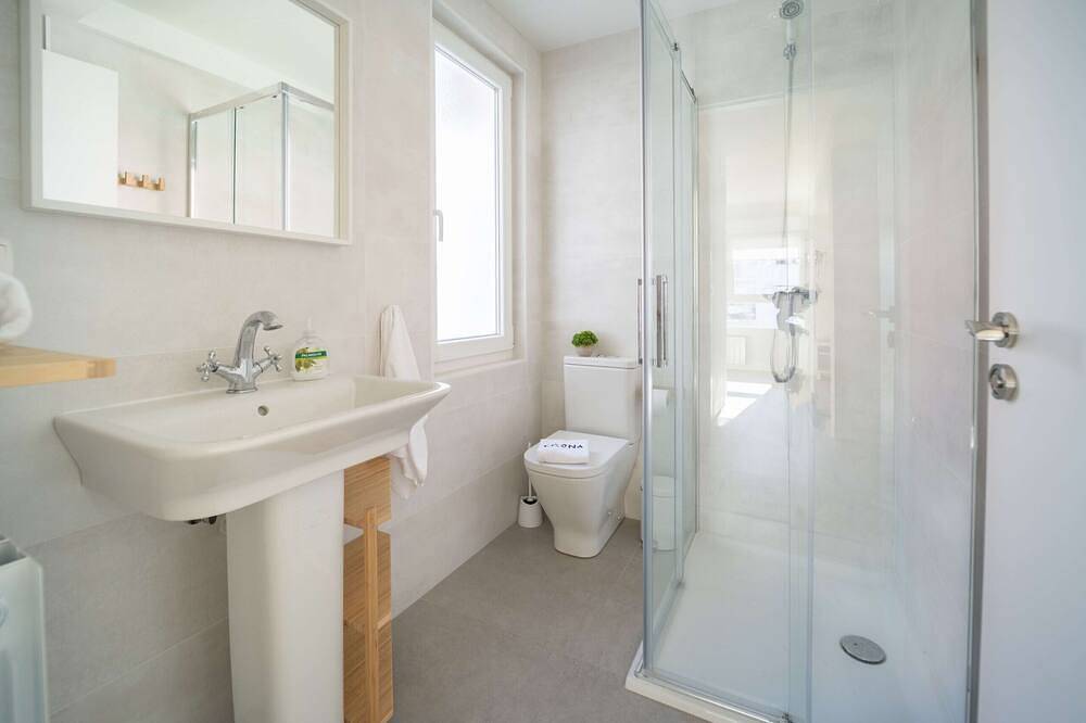 Ganze Wohnung, Martinenea Downtown with terrace by Egona in Zarautz, Baskische Küste (Spanien)