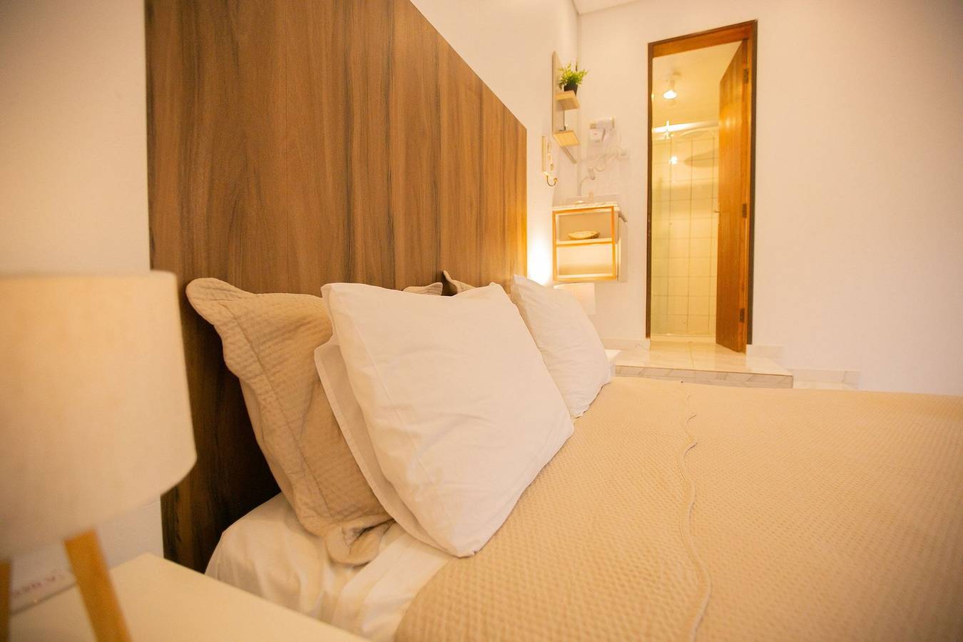 Apartamento entero, Suíte Praia Mole - Bollté Praia Boutique Pousada in Campeche (SC), Praia do Campeche