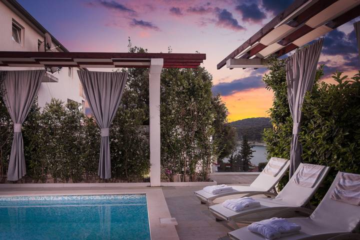 Villa Martinis in Rogoznica, Šibenik-Knin
