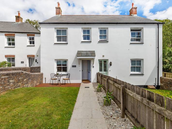 Holiday rental for 10 people, with garden and terrace in St Austell