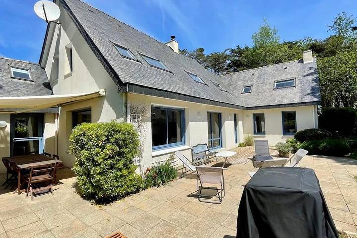 Location de vacances pour 10 personnes, avec Terrasse et Jardin dans Plage Port Manec’h
