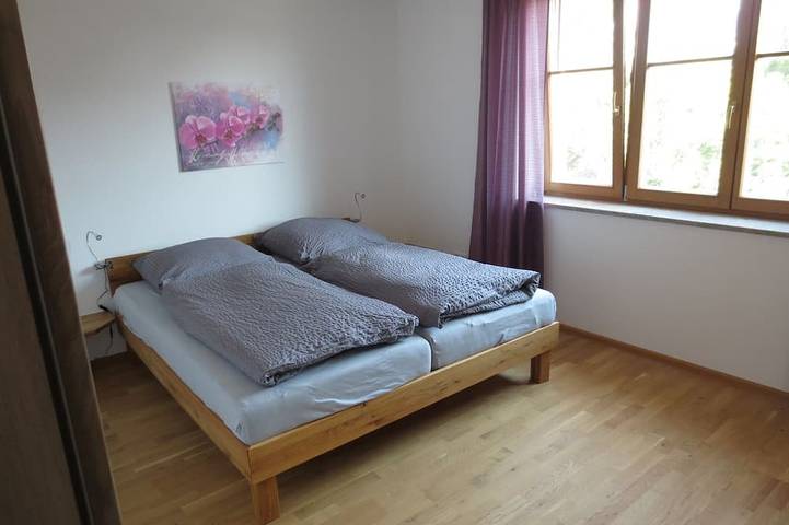 Ferienwohnung für 6 Personen, mit Balkon und Garten in Schondorf