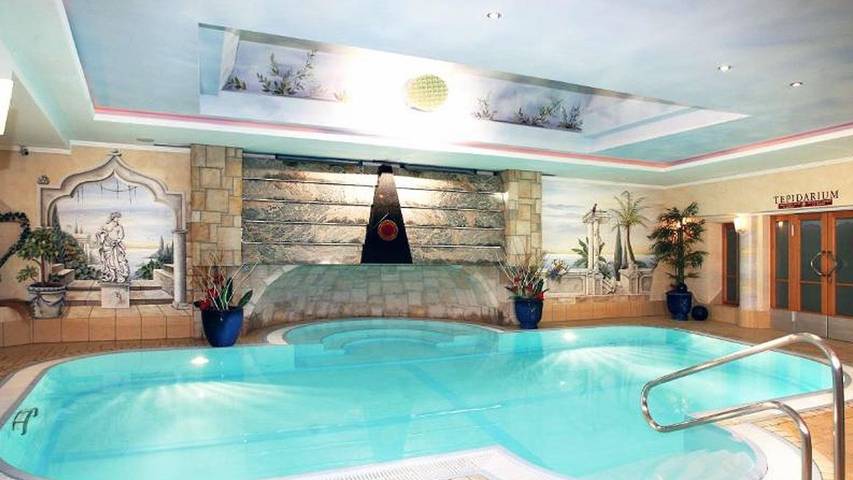 Ferienwohnung für 4 Personen, mit Sauna und Balkon sowie Pool und Whirlpool in Huben - 4