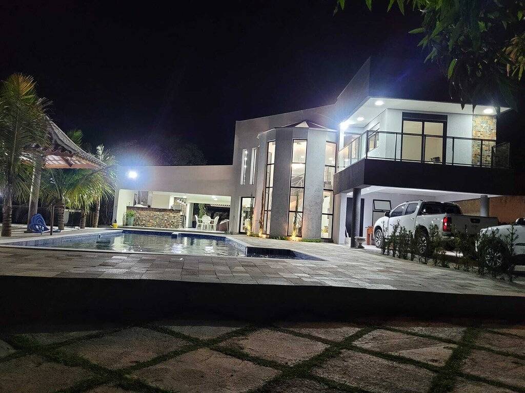 Spectacular chacara c heated pool air cond closed in Mairinque, São Paulo (Bundesstaat)