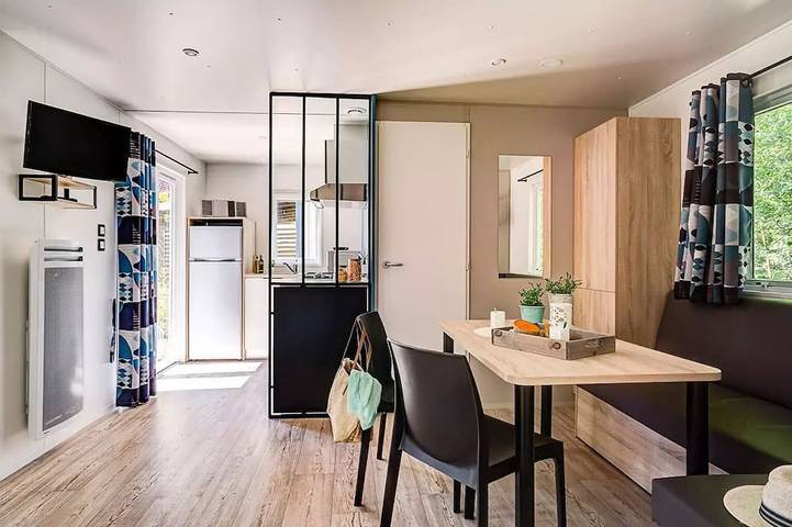 Mobil home pour 4 personnes dans Plage de Pont-Mahé