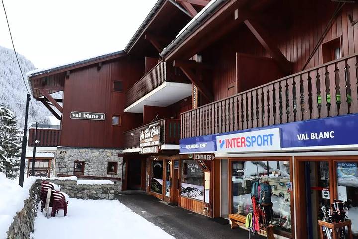 Location de vacances pour 5 personnes, avec vue et piscine dans Arêches