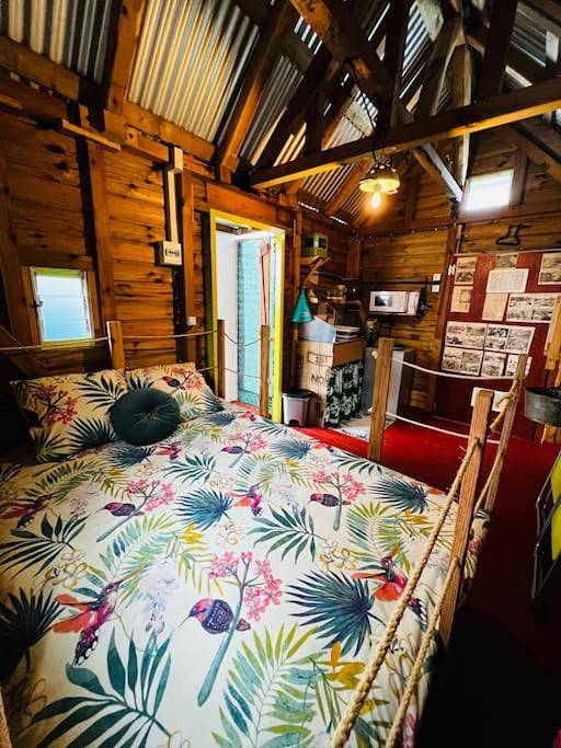Maison de campagne pour 2 personnes, avec terrasse à Sainte-Suzanne