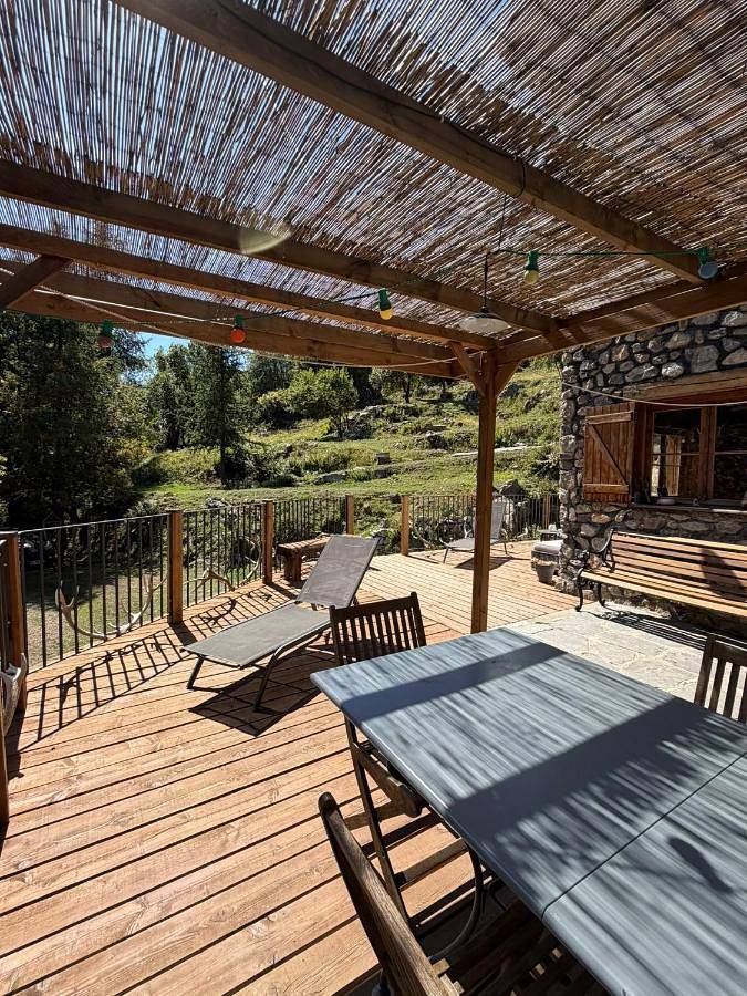 Chalet per 8 persone, con Balcone e Terrazza nonché Giardino e Panorama a Belvedere (Alpi Marittime)