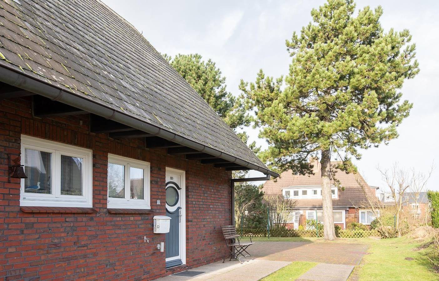 Ganze Wohnung, Charmante 3-Zimmerwohnung mit ca. 70 m² Wohnfläche, für bis zu 4 Personen. in Wenningstedt, Sylt