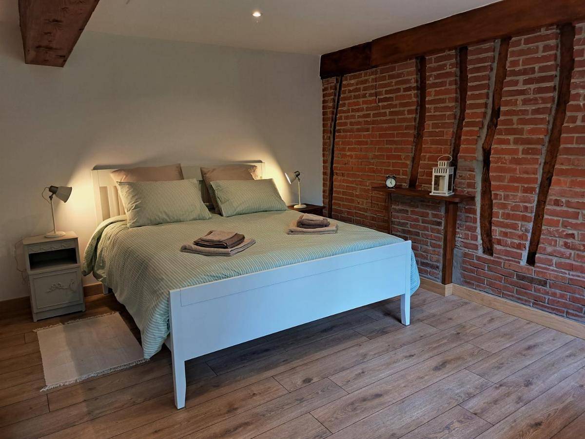 Double Room in La Calotterie, Région de Montreuil
