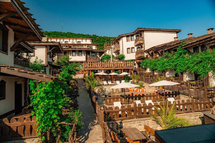 Maison d’hôte pour 5 personnes, avec jardin et vue ainsi que sauna et piscine, animaux acceptés en Bulgarie