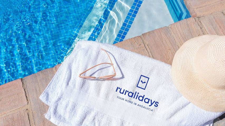 Ferienhaus für 8 Personen, mit Balkon/Terrasse und Pool in Frigiliana - 4