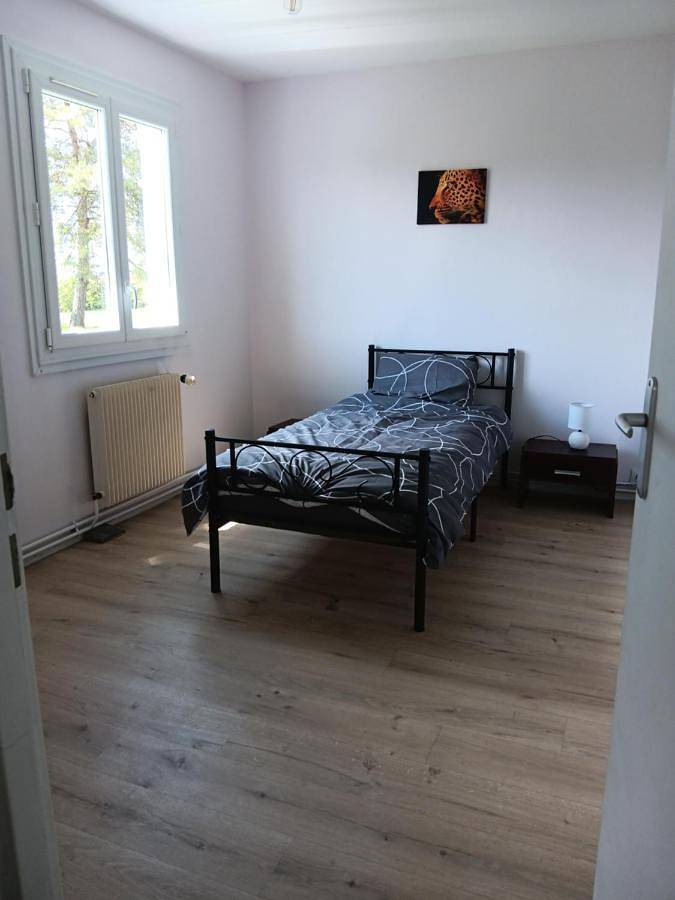 Location de vacances pour 5 personnes, avec jardin et terrasse, animaux acceptés à Nouans-les-Fontaines - 3