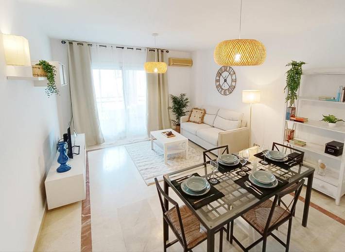 Apartamento de vacaciones para 4 personas, con piscina y jardín - 1