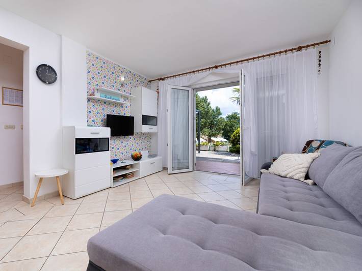 Ferienwohnung für 4 Personen, mit Terrasse und Garten, mit Haustier auf Krk - 2