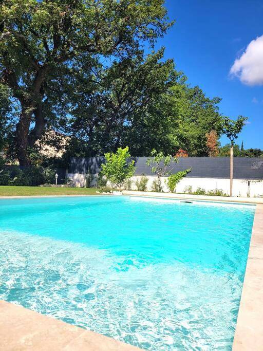 Villa pour 7 personnes, avec vue ainsi que piscine et jardin à Aubagne - 3