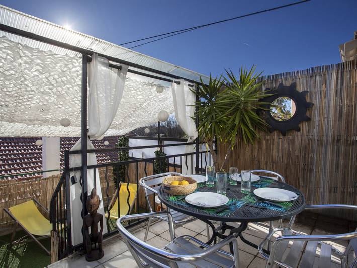 Apartamento de vacaciones para 4 personas, con terraza y jardín - 1
