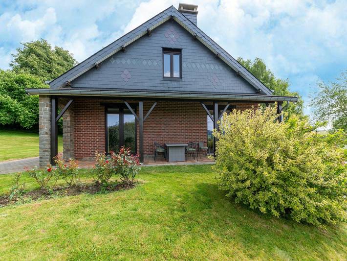 Vakantiehuis voor 4 personen, met terras en balkon/terras, met huisdier in Lierneux