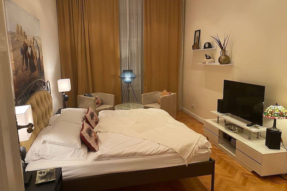 Ganze Wohnung, Super  * * *  Apartment am Hauptbahnhof mit Internet, Waschmaschine in Moabit Berlin, Berlin