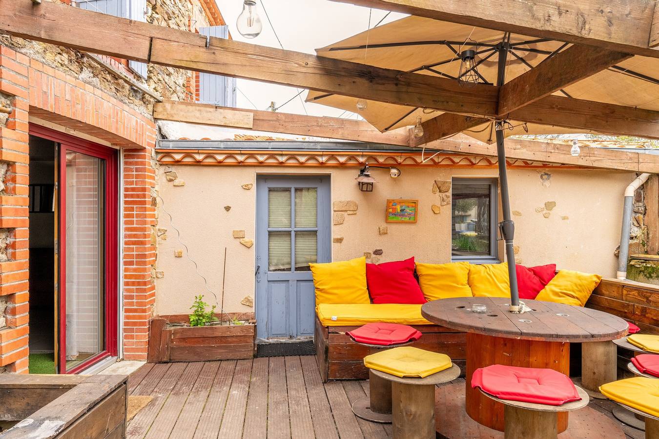 Ferienhaus 'Maison Familiale Sud Nantes' mit privatem Garten und Wlan in Bouguenais, Nantes und Umgebung
