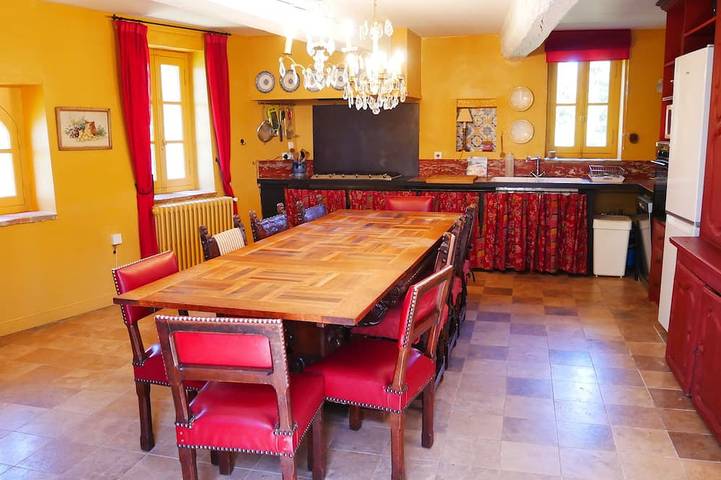 Gîte pour 15 personnes, avec jardin à Villarzel-du-Razès - 2