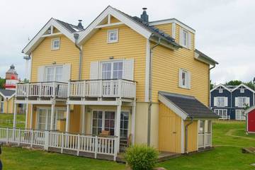 Ferienhaus für 4 Personen, mit Balkon und Whirlpool sowie Sauna in Hansa-Park