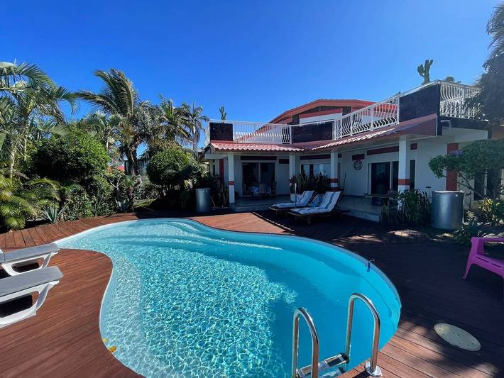 Gîte pour 6 personnes, avec piscine aux Avirons - 3