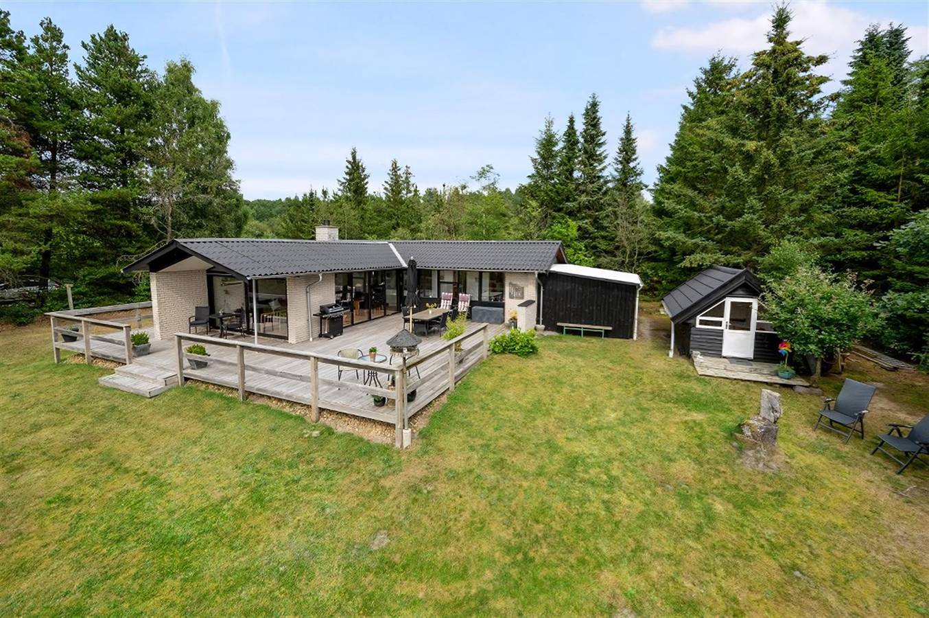 Awesome home in Silkeborg w/ Wifi and 3 Bedrooms in Silkeborg