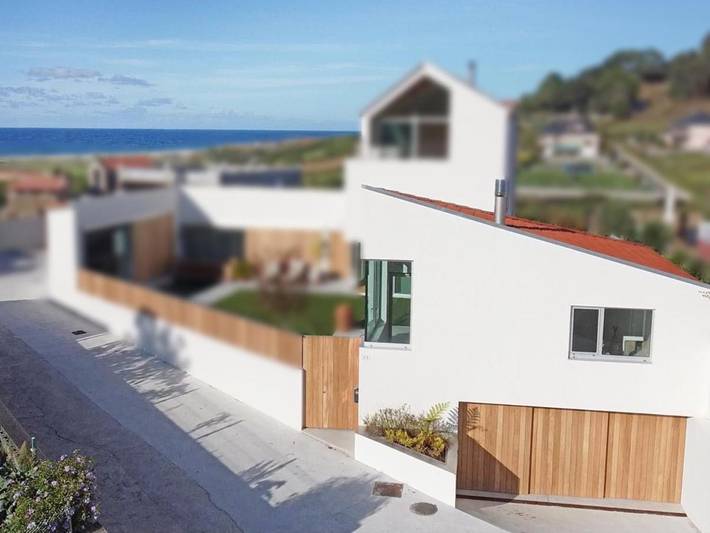 Apartamento para 2 personas, con jardín además de vistas y terraza en Costa da Morte