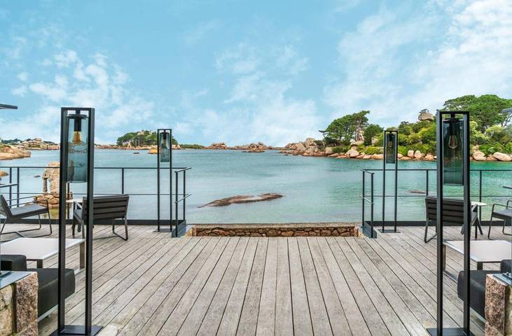 Hôtel pour 2 personnes, avec Balcon et Terrasse dans Plage De Saint Guirec Ploumanac H