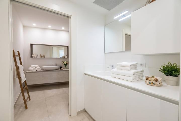 Appartement entier, Villa Venere With Garden & Parking in Ceriale, Riviera di Ponente