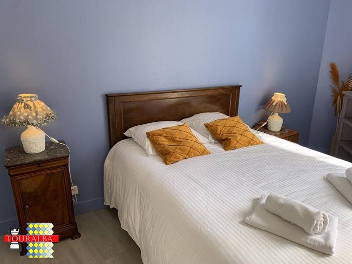 Gîte pour 7 personnes, avec vue et jardin à Aubeterre-sur-Dronne - 4