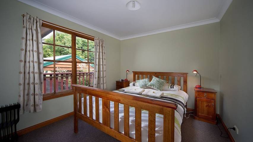 Holiday home for 8 people, with terrace in Blue Mountains