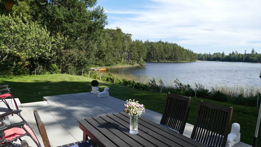 Ferienhaus für 8 Personen, mit Balkon und Garten sowie Seeblick am Asnen - 2