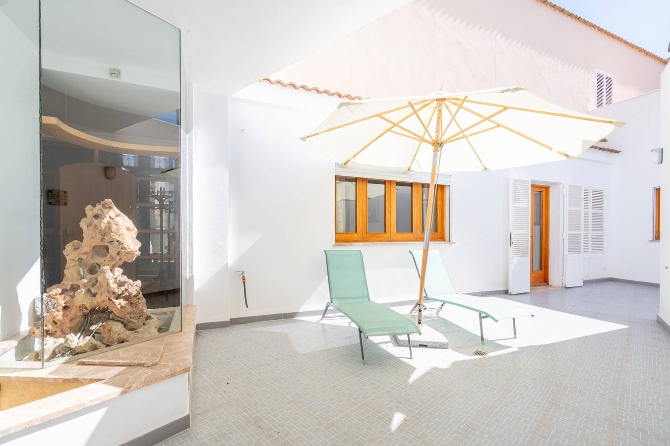 Casa vacacional 'Can Maro' con terraza privada, balcón y Wi-Fi in Santa Margalida, Mallorca Norte