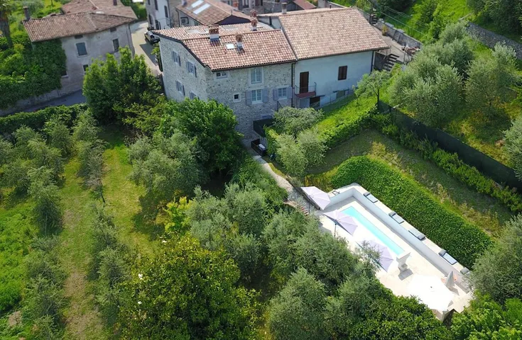 Casa vacanza per 3 persone, con giardino e piscina - 1