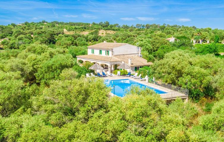 Finca für 10 Personen, mit Terrasse in Petra (Mallorca)
