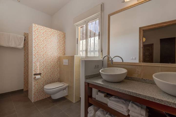 Gîte pour 6 personnes, avec jardin ainsi que piscine et jacuzzi à Albox - 4