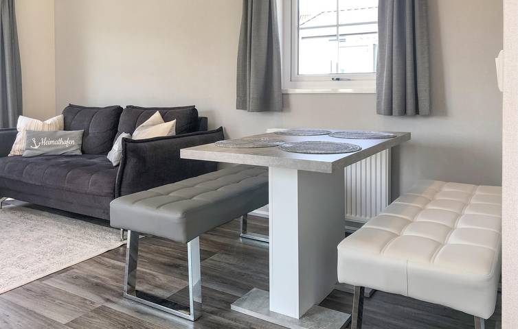 Mobil home pour 4 personnes avec terrasse in Julianadorp aan Zee, Julianadorp