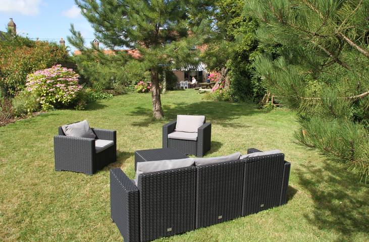 Gîte pour 6 personnes, avec jardin à Favières - 2