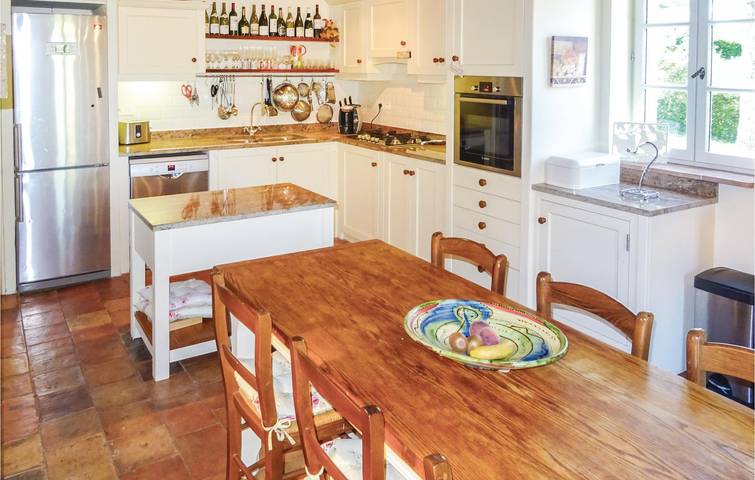 180 qm Wohnung mit Pool und Parkplatz - 2km zum Strand in Ribaute, Limoux und Umgebung
