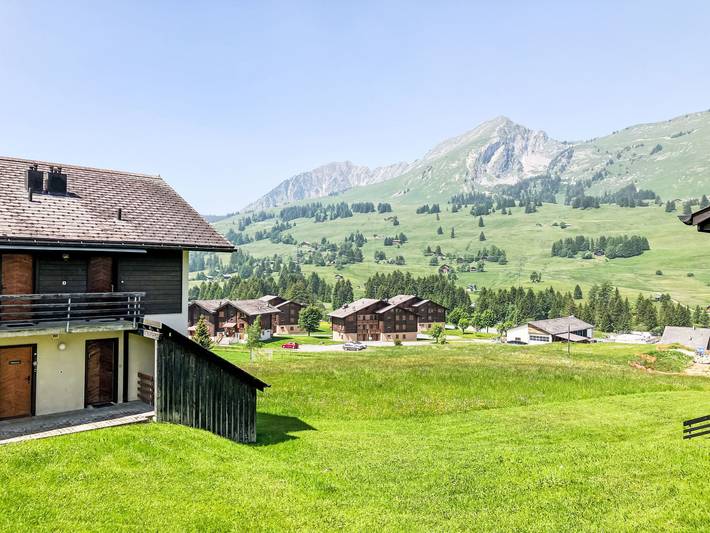 Appartement de vacances pour 4 personnes, avec Terrasse ainsi que Jardin et Vue