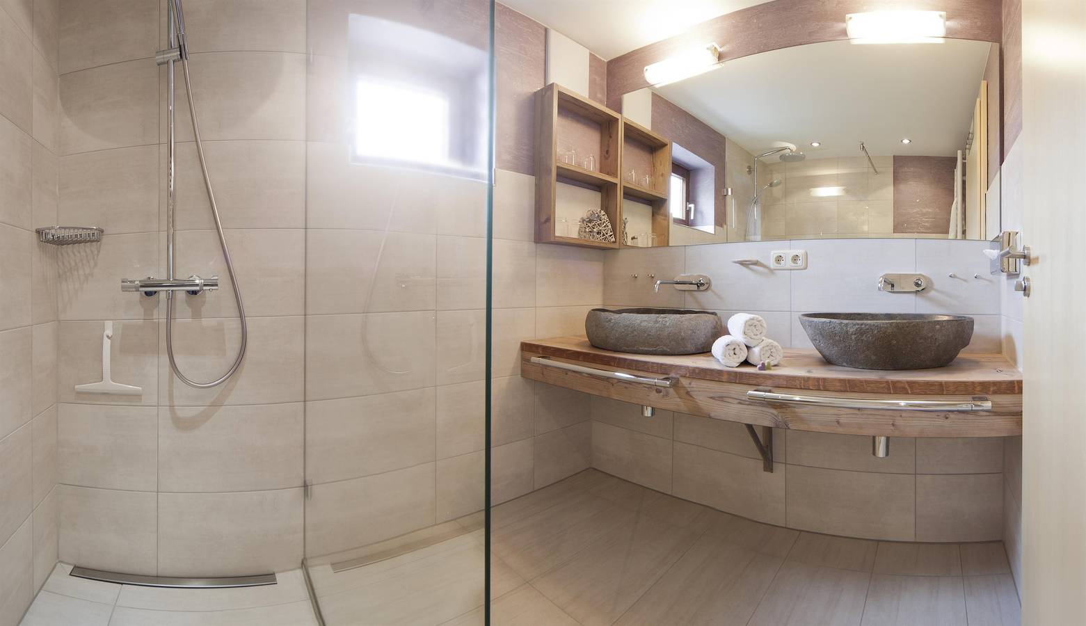 Ganze Ferienwohnung, Apartment/1 Schlafraum/Dusche/Wc "Margarite" in Riezlern, Mittelberg