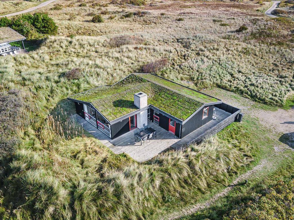 Ferienhaus auf einem schönen und ungestörten Dünengrundstück gelegen. in Henne, Varde
