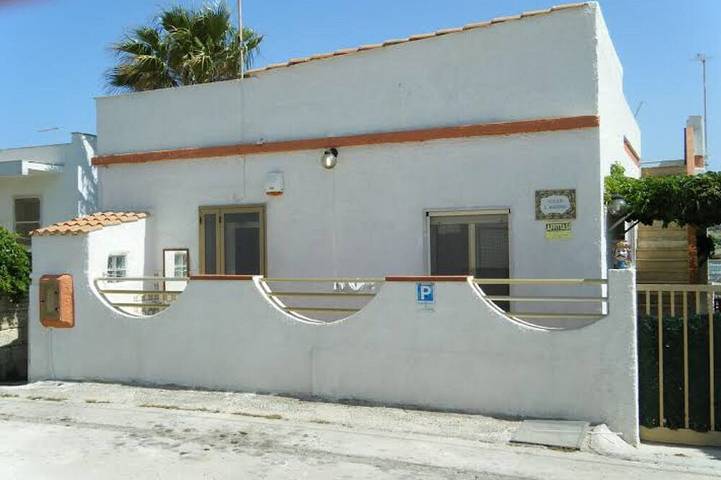 Beach-House en face de la mer de Sicile entre Marzamemi et Portopalo in Torrefano, Pachino