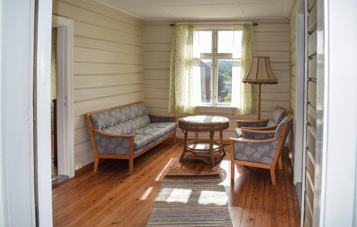 Feriehus for 8 personer med hage in Drangedal 